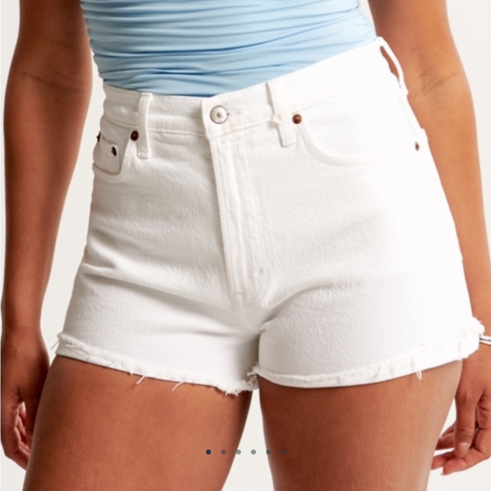 Curve Love High Rise Mom Short, White, Size 27 (4)